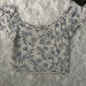 Monteau Blue Floral Crop Top